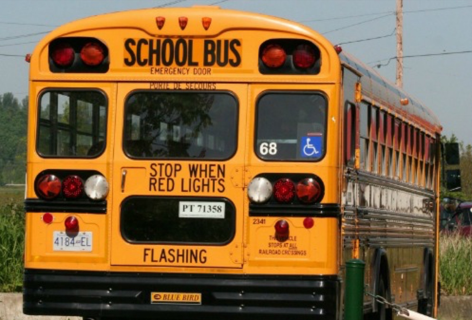 Yellow school bus